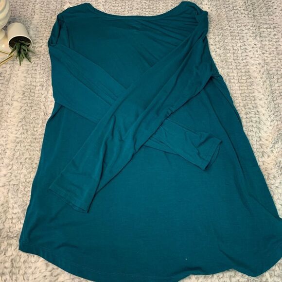 Gap Shirt  - Picture 2 of 4